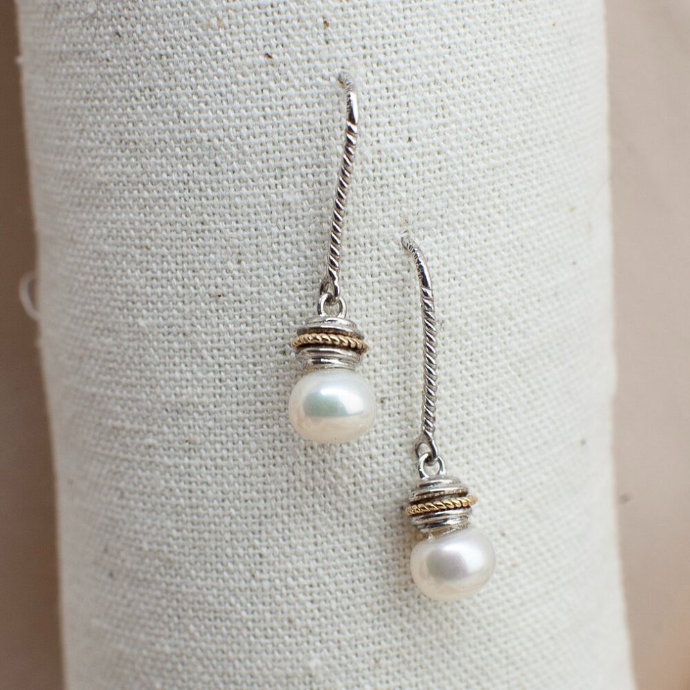 925 Sterling Silver with Genuine Pearls Earrings - Picture 2 of 6